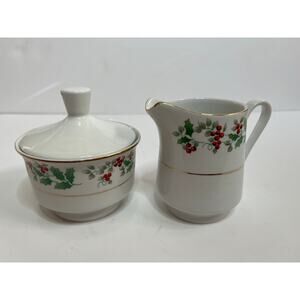 RARE Gibson HollyBerry creamer and sugar No chips or flaws Christmas